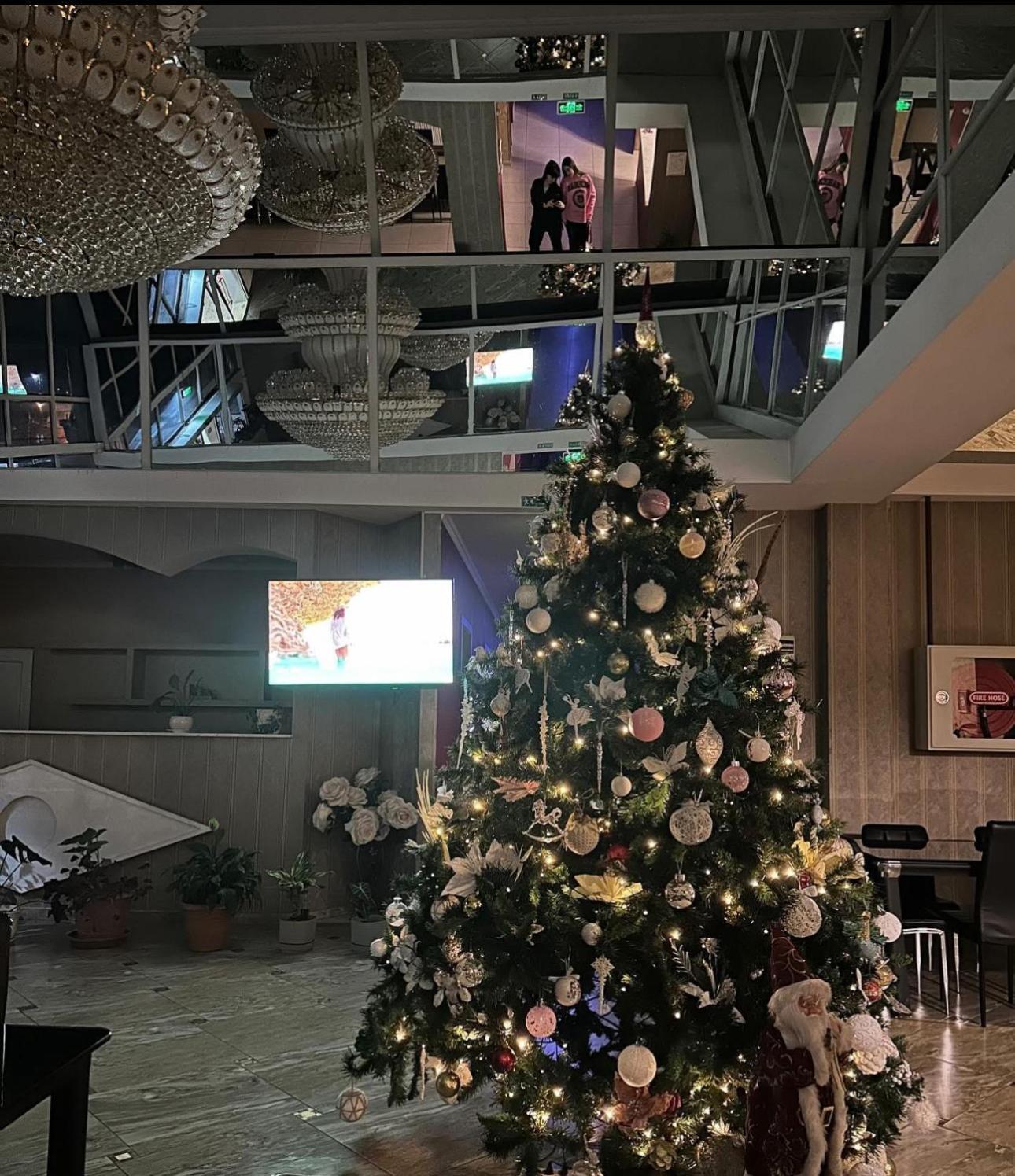 Hotel Okriba Tbilisi Bagian luar foto