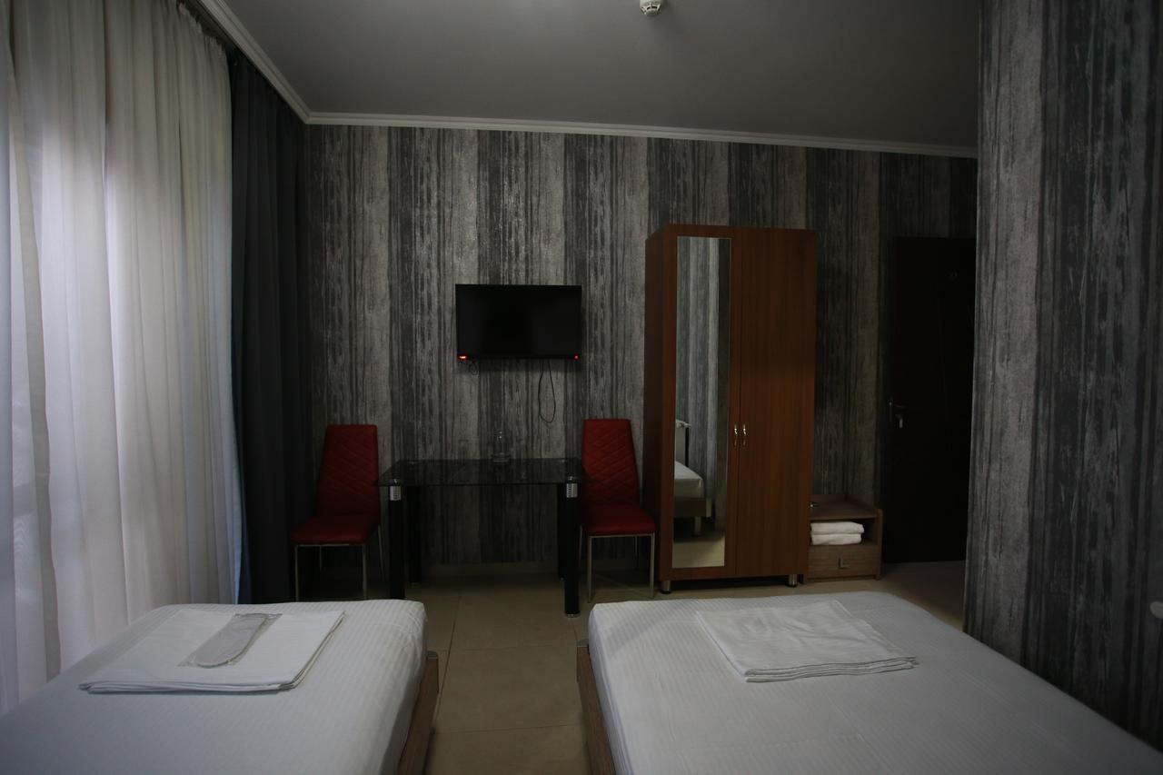 Hotel Okriba Tbilisi Bagian luar foto