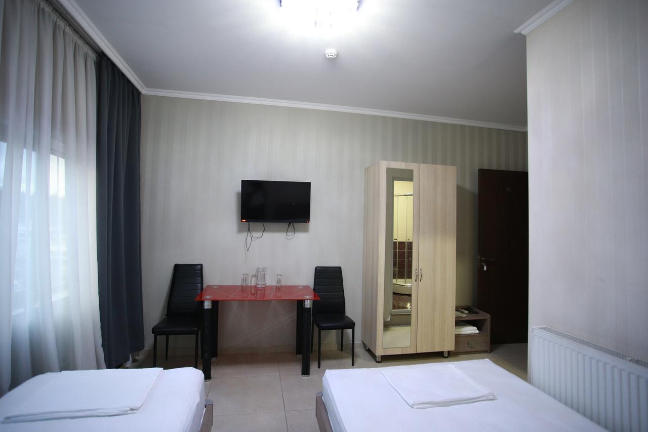 Hotel Okriba Tbilisi Bagian luar foto