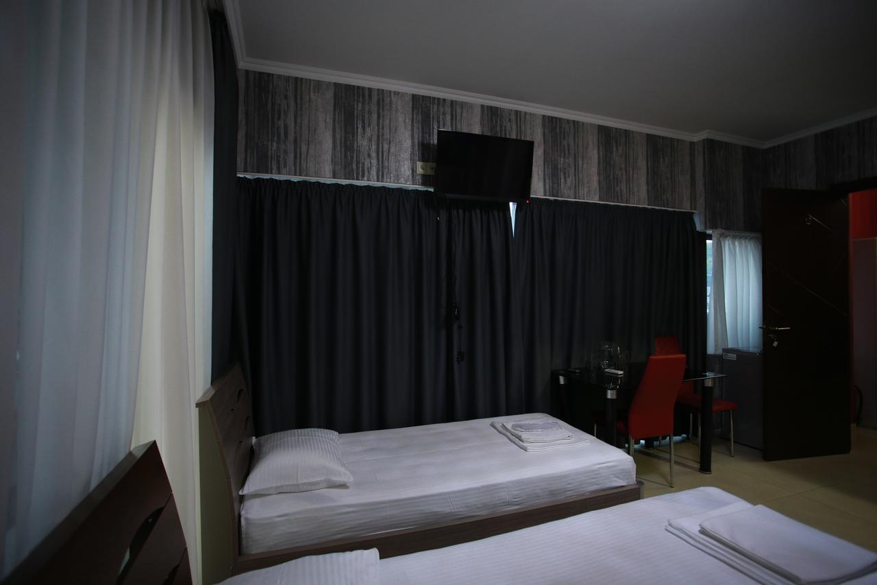 Hotel Okriba Tbilisi Bagian luar foto