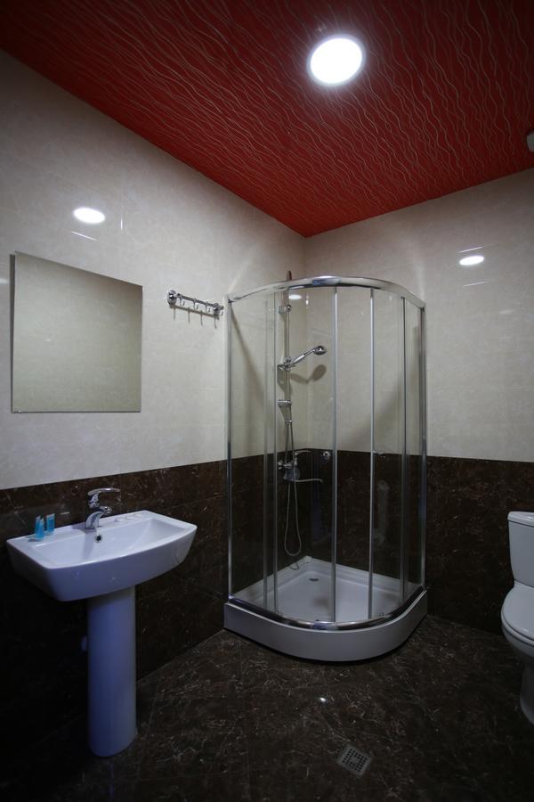 Hotel Okriba Tbilisi Bagian luar foto